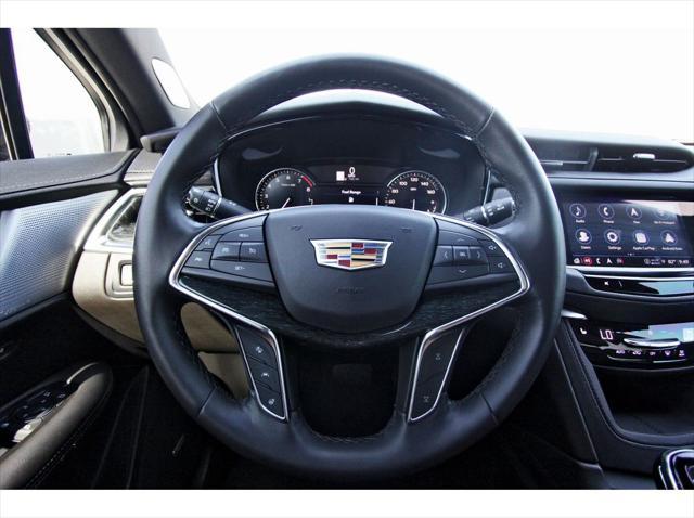used 2022 Cadillac XT5 car, priced at $26,991