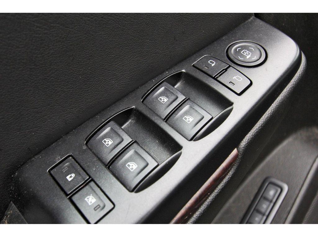 used 2019 GMC Yukon XL car, priced at $25,991