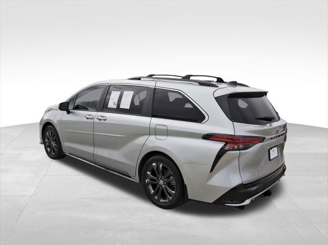 used 2021 Toyota Sienna car, priced at $32,617
