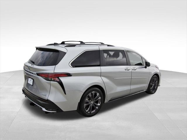 used 2021 Toyota Sienna car, priced at $32,617