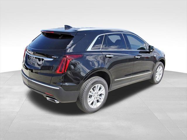 new 2025 Cadillac XT5 car, priced at $45,614