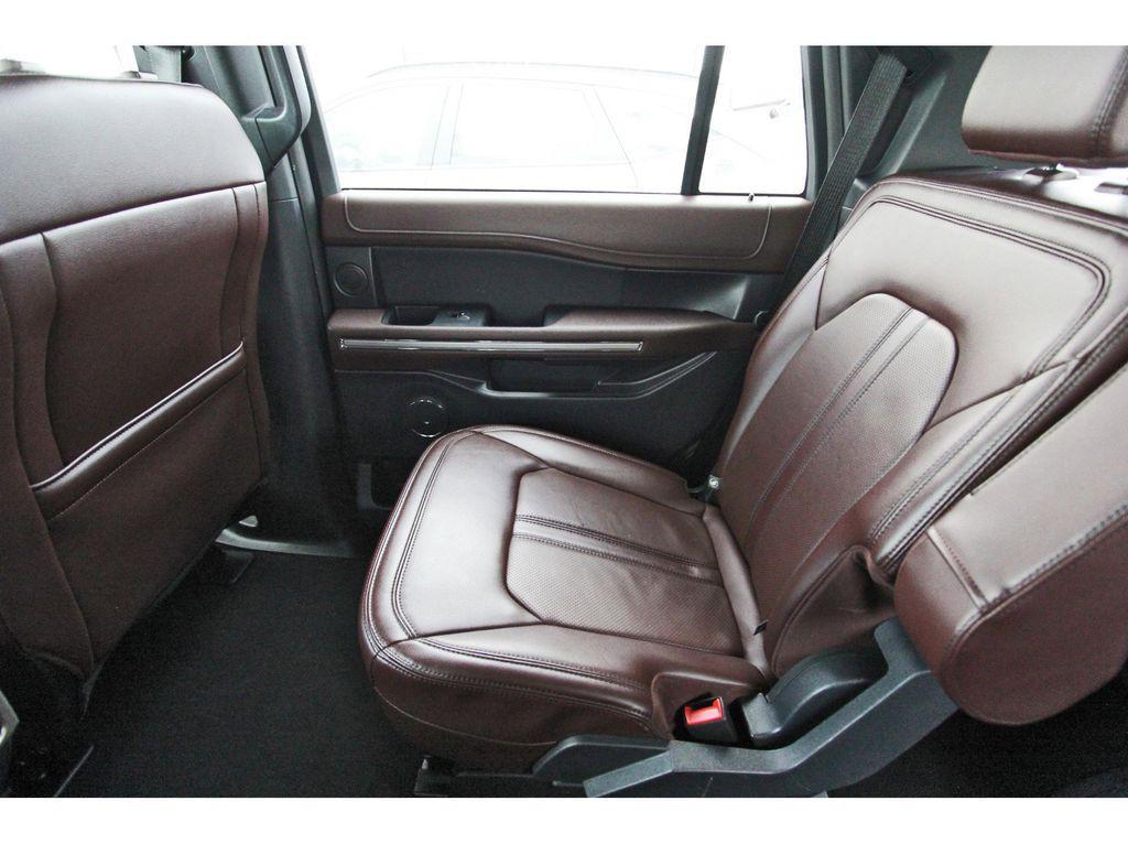 used 2024 Ford Expedition car, priced at $39,991