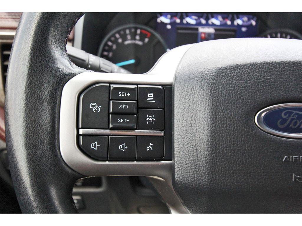 used 2024 Ford Expedition car, priced at $39,991