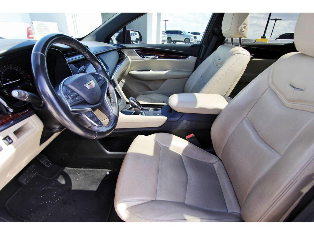 used 2018 Cadillac XT5 car, priced at $21,291