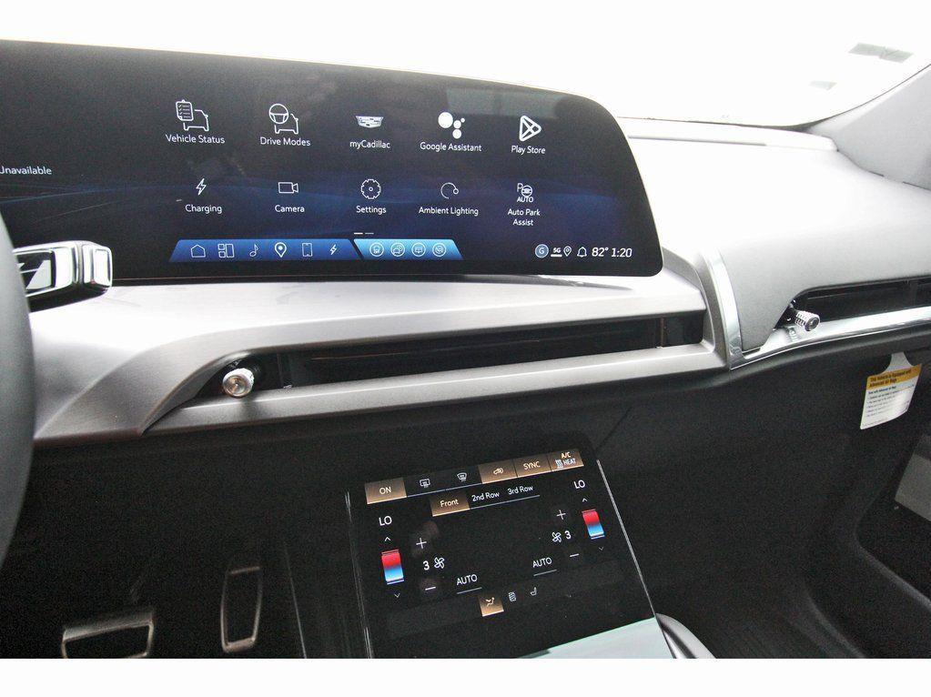 new 2026 Cadillac VISTIQ car, priced at $81,015