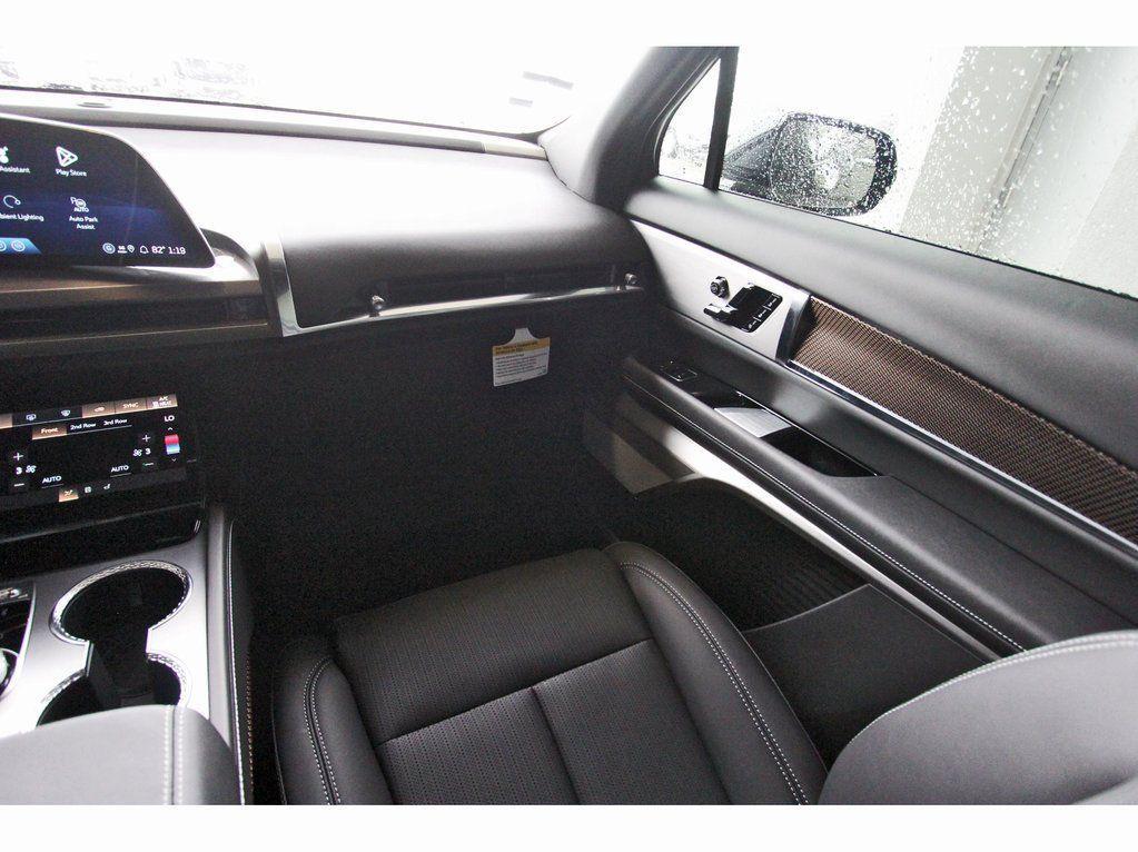new 2026 Cadillac VISTIQ car, priced at $81,015