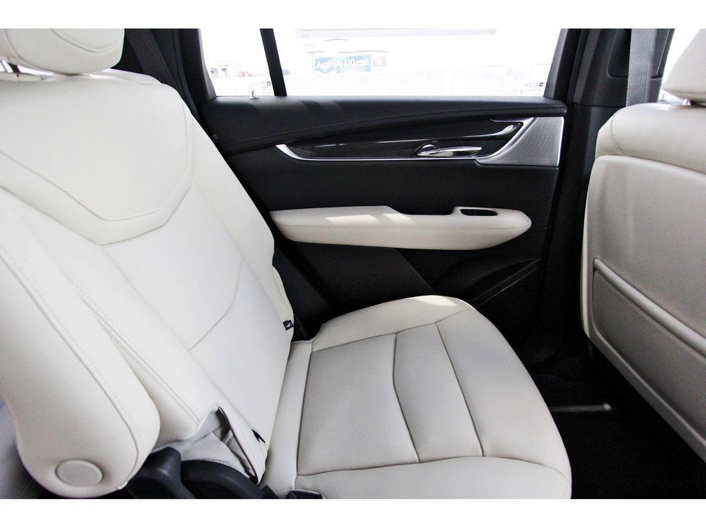 new 2025 Cadillac XT6 car, priced at $66,465