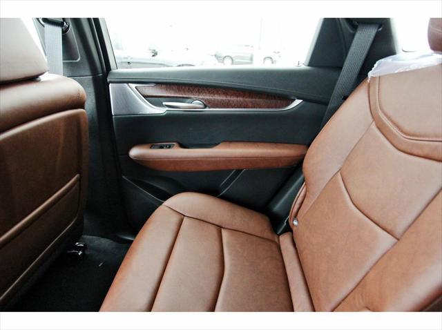 new 2025 Cadillac XT5 car, priced at $59,035