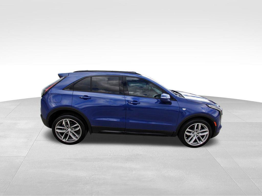 used 2023 Cadillac XT4 car