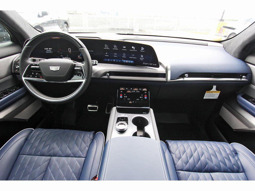 new 2026 Cadillac VISTIQ car, priced at $94,215