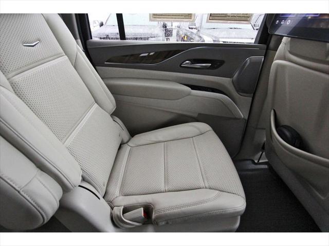 used 2022 Cadillac Escalade ESV car, priced at $79,991