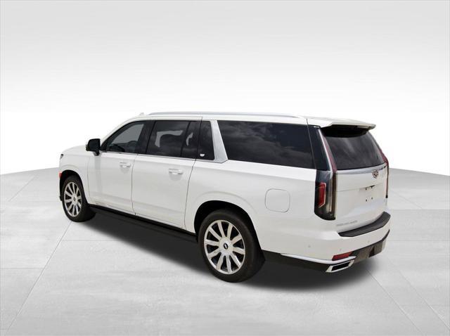 used 2022 Cadillac Escalade ESV car, priced at $75,456
