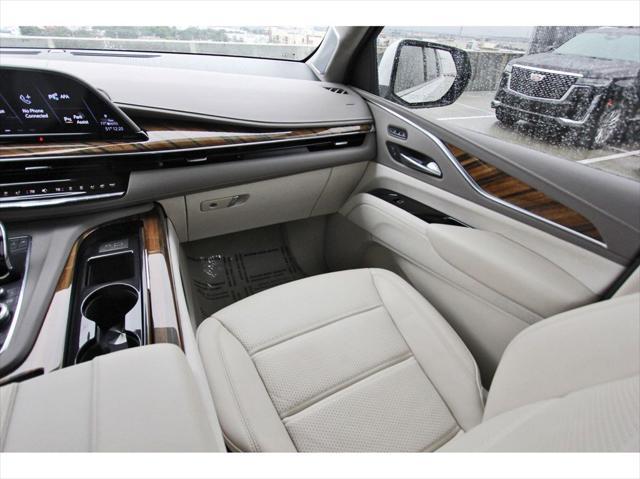 used 2022 Cadillac Escalade ESV car, priced at $79,991