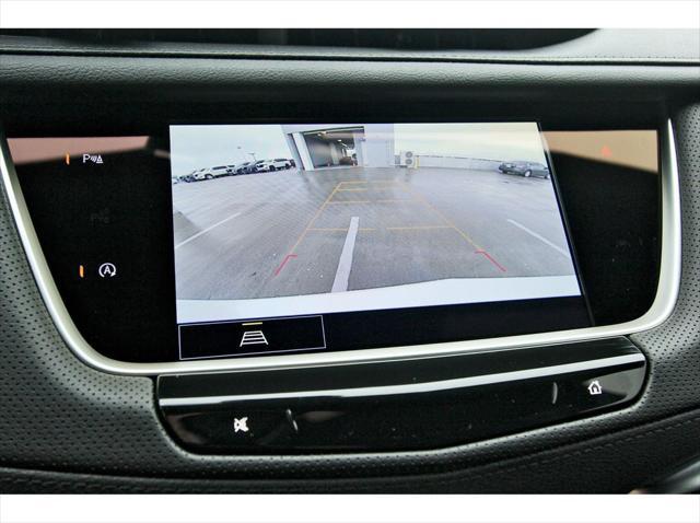 new 2025 Cadillac XT5 car, priced at $45,515
