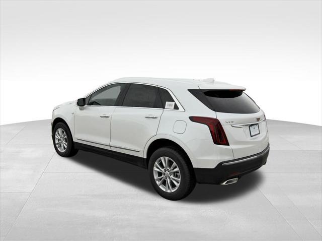 new 2025 Cadillac XT5 car, priced at $45,515