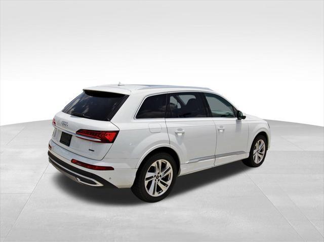 used 2024 Audi Q7 car, priced at $45,991