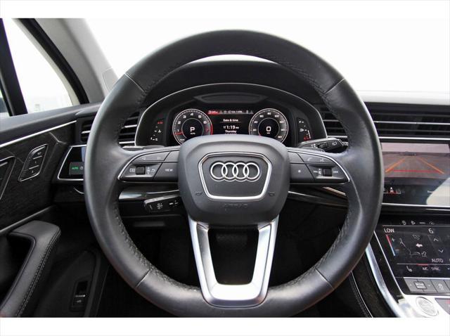 used 2024 Audi Q7 car, priced at $45,991
