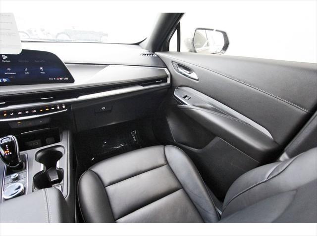 used 2024 Cadillac XT4 car, priced at $33,991