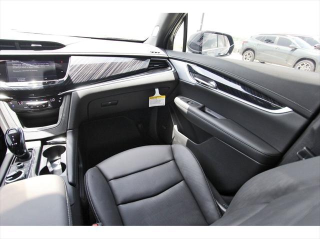 new 2025 Cadillac XT6 car, priced at $58,665