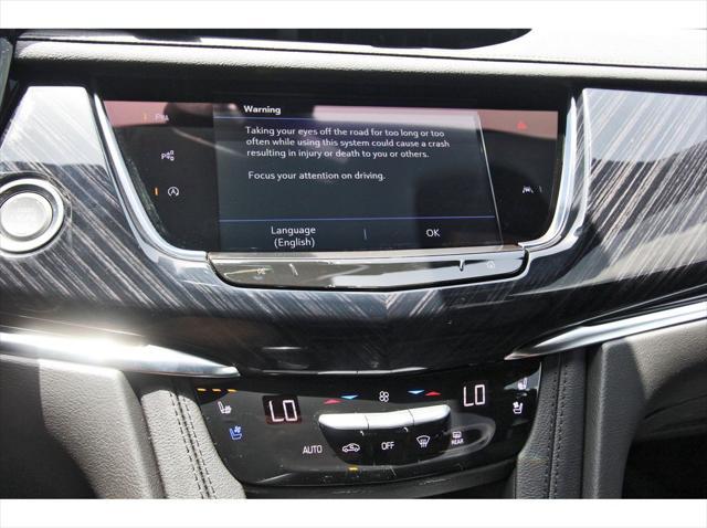 new 2025 Cadillac XT6 car, priced at $58,665