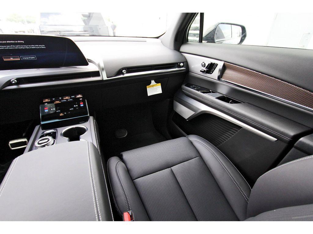 new 2026 Cadillac VISTIQ car, priced at $80,515