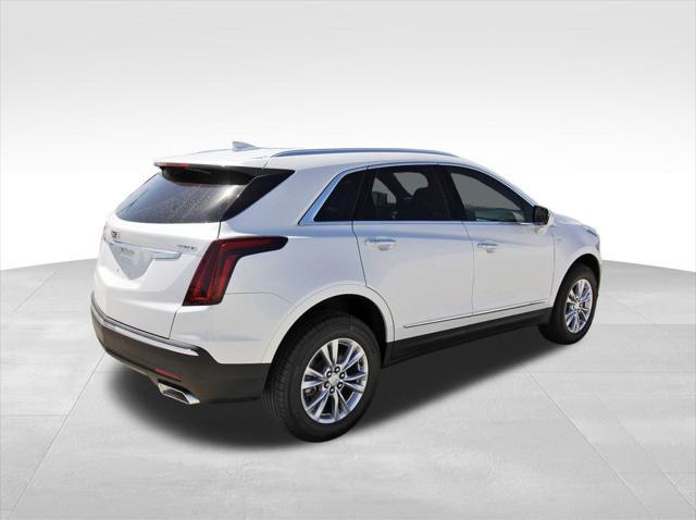 new 2025 Cadillac XT5 car, priced at $38,415