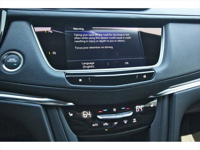 new 2025 Cadillac XT5 car, priced at $38,415