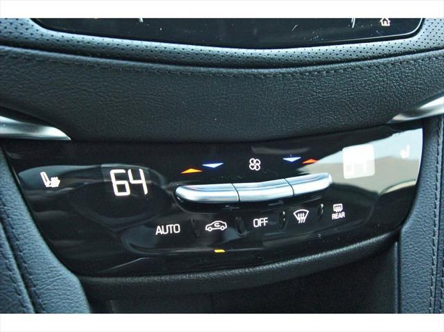 new 2025 Cadillac XT5 car, priced at $38,415
