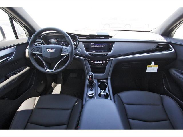 new 2025 Cadillac XT6 car, priced at $49,915