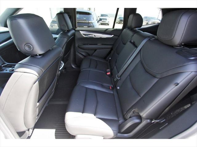 new 2025 Cadillac XT6 car, priced at $49,915