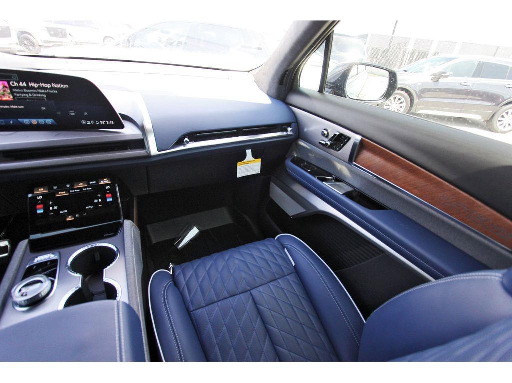new 2026 Cadillac VISTIQ car, priced at $94,215