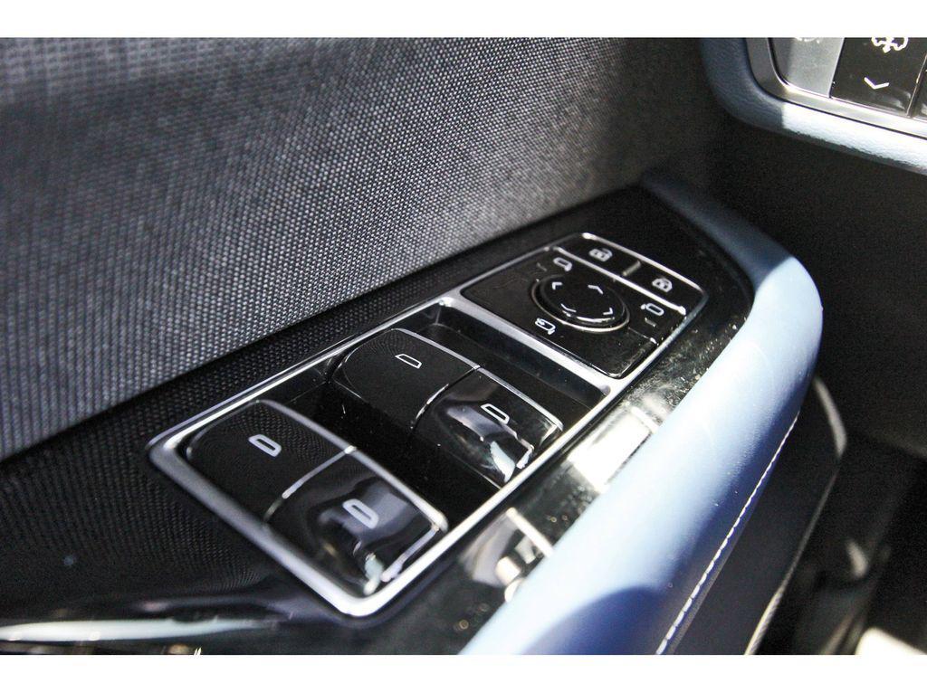 new 2026 Cadillac VISTIQ car, priced at $94,215