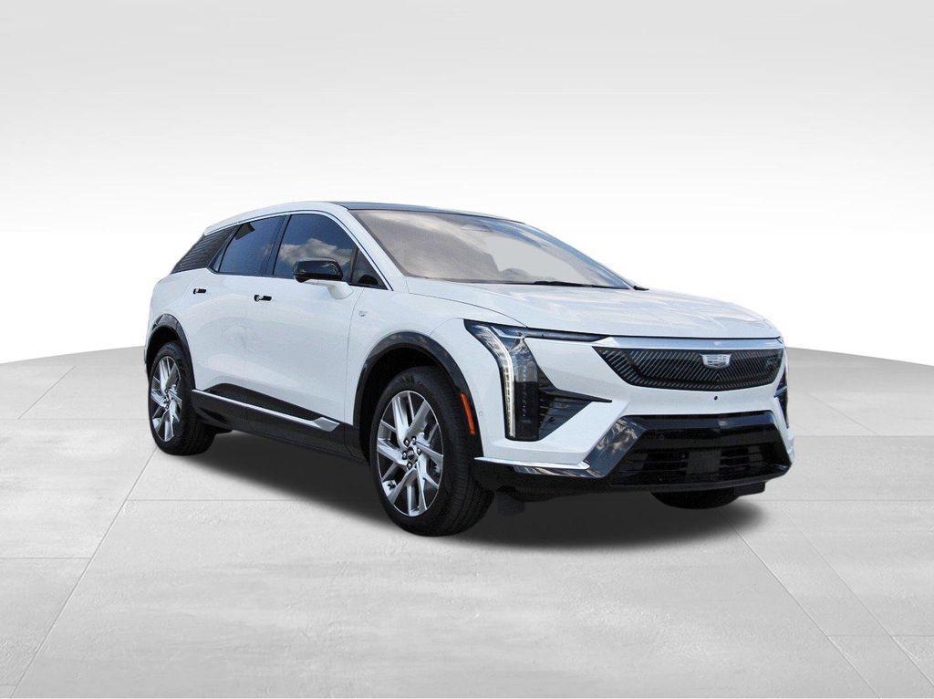 new 2025 Cadillac OPTIQ car, priced at $55,615