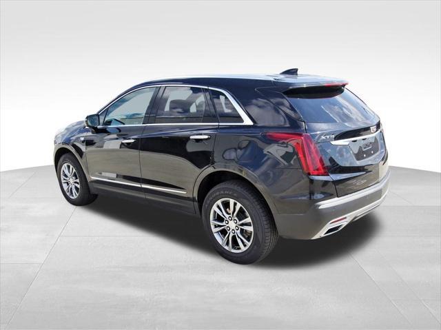 used 2022 Cadillac XT5 car, priced at $27,649