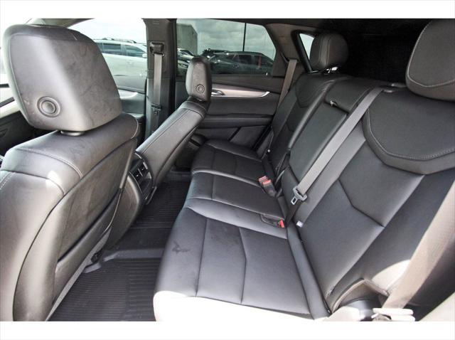used 2023 Cadillac XT5 car, priced at $25,991