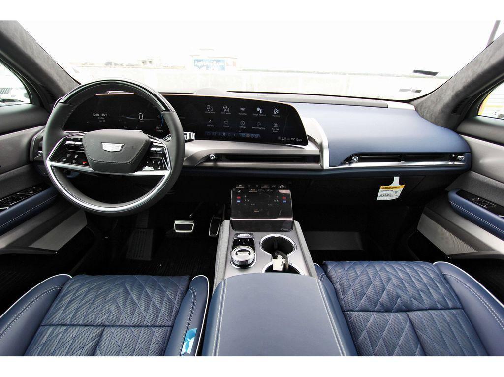 new 2026 Cadillac VISTIQ car, priced at $93,590