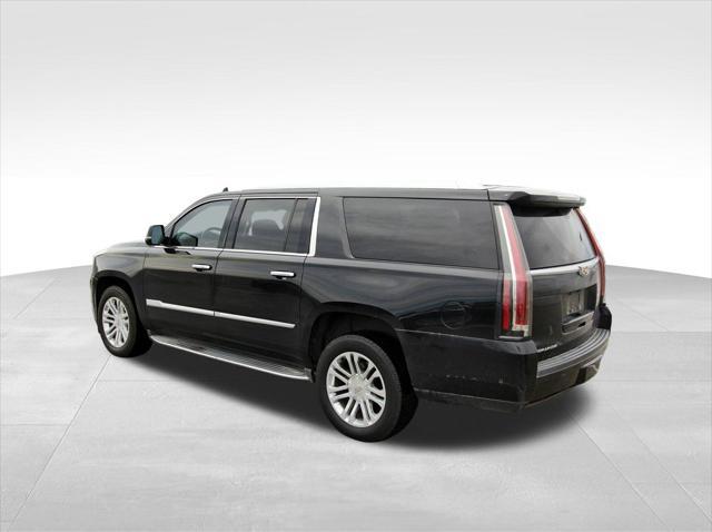used 2018 Cadillac Escalade ESV car, priced at $15,267