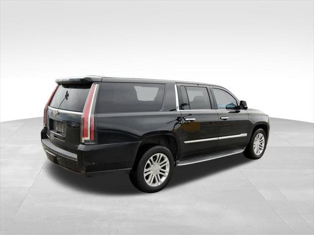 used 2018 Cadillac Escalade ESV car, priced at $15,267