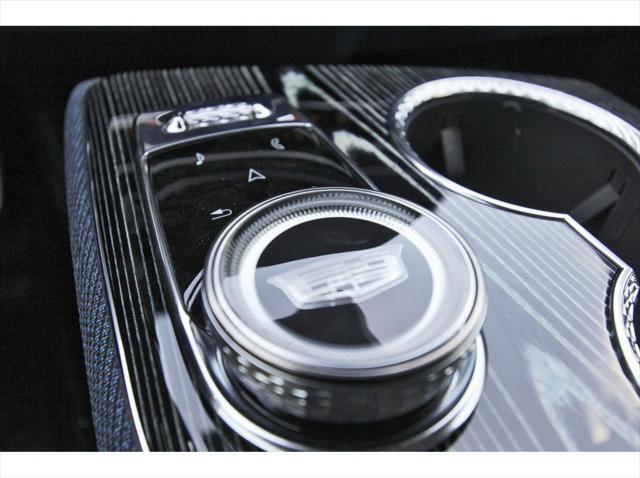 new 2025 Cadillac OPTIQ car, priced at $61,695