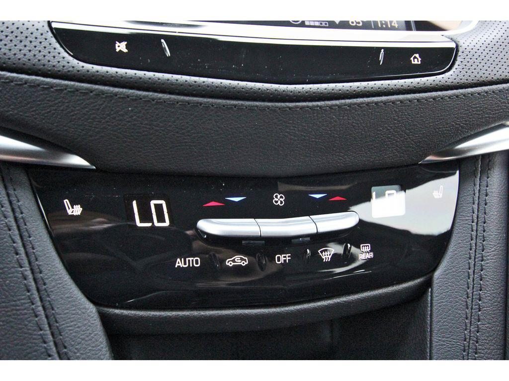 new 2025 Cadillac XT5 car, priced at $44,290