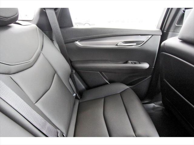 new 2025 Cadillac XT5 car, priced at $44,915