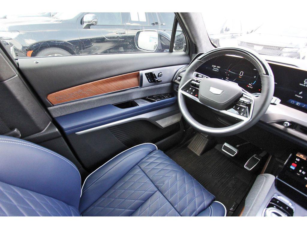 new 2026 Cadillac VISTIQ car, priced at $94,215