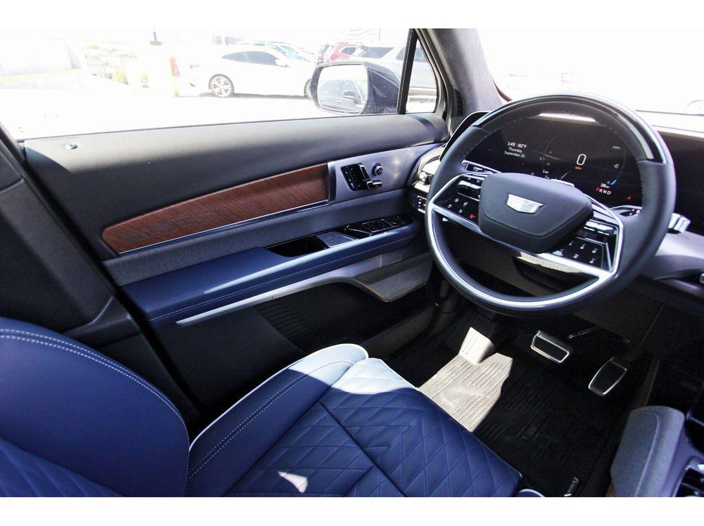 new 2026 Cadillac VISTIQ car, priced at $96,914