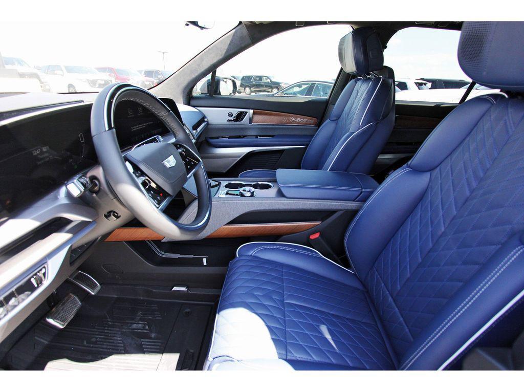 new 2026 Cadillac VISTIQ car, priced at $96,914