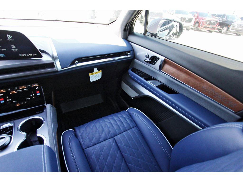 new 2026 Cadillac VISTIQ car, priced at $96,914