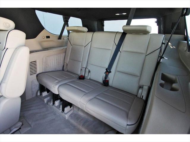 used 2023 Cadillac Escalade ESV car, priced at $72,395