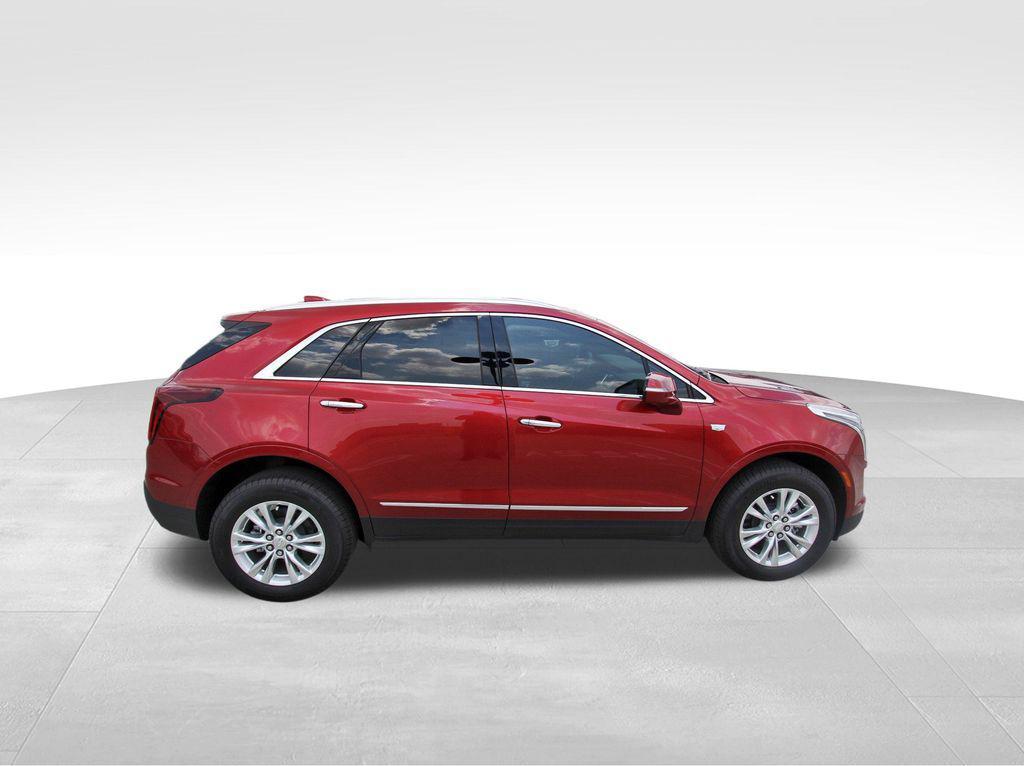 new 2025 Cadillac XT5 car, priced at $36,239