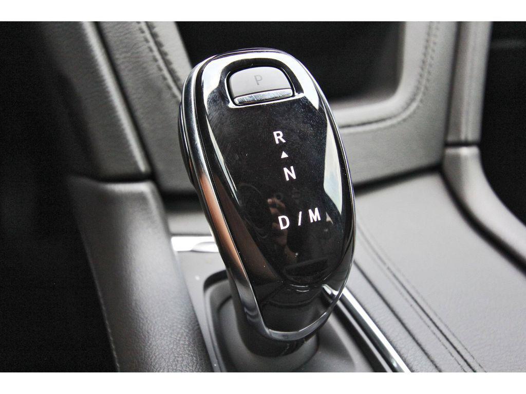 new 2025 Cadillac XT5 car, priced at $36,239