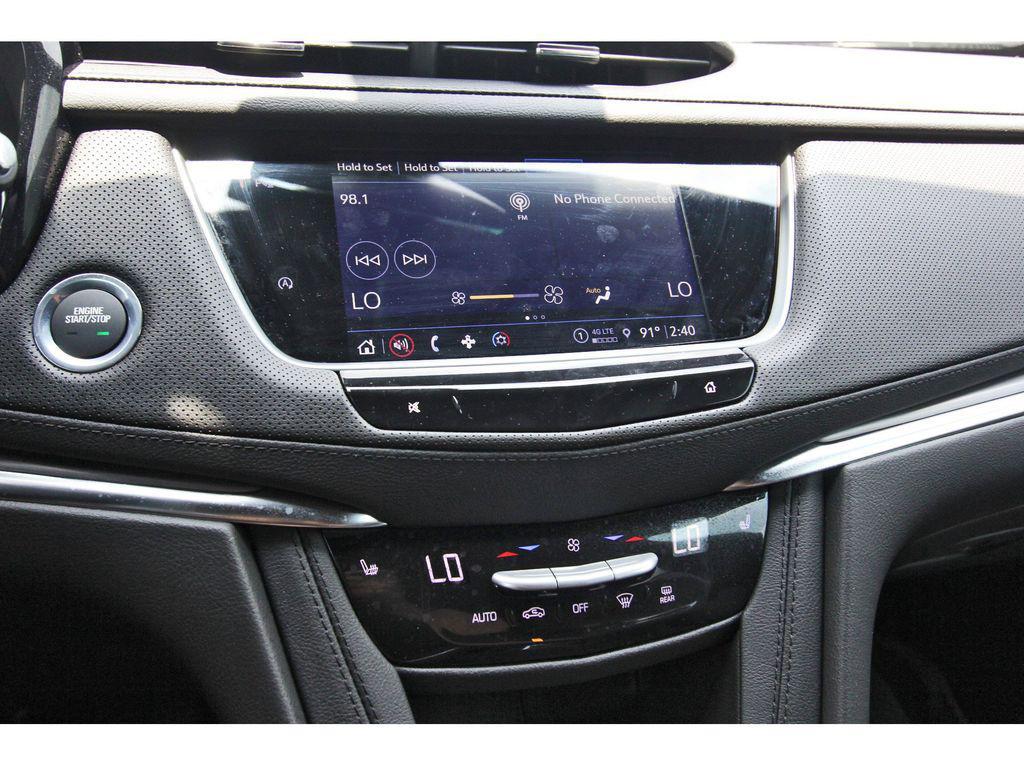 new 2025 Cadillac XT5 car, priced at $36,239