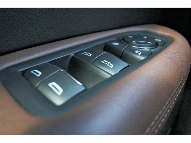 used 2022 Cadillac XT5 car, priced at $27,441